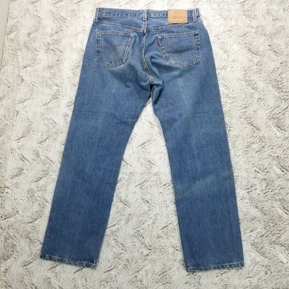 Vintage Levis Jeans Mens 34×30 Blue 501 Straight Button Fly Dark Wash Denim - Picture 2 of 11
